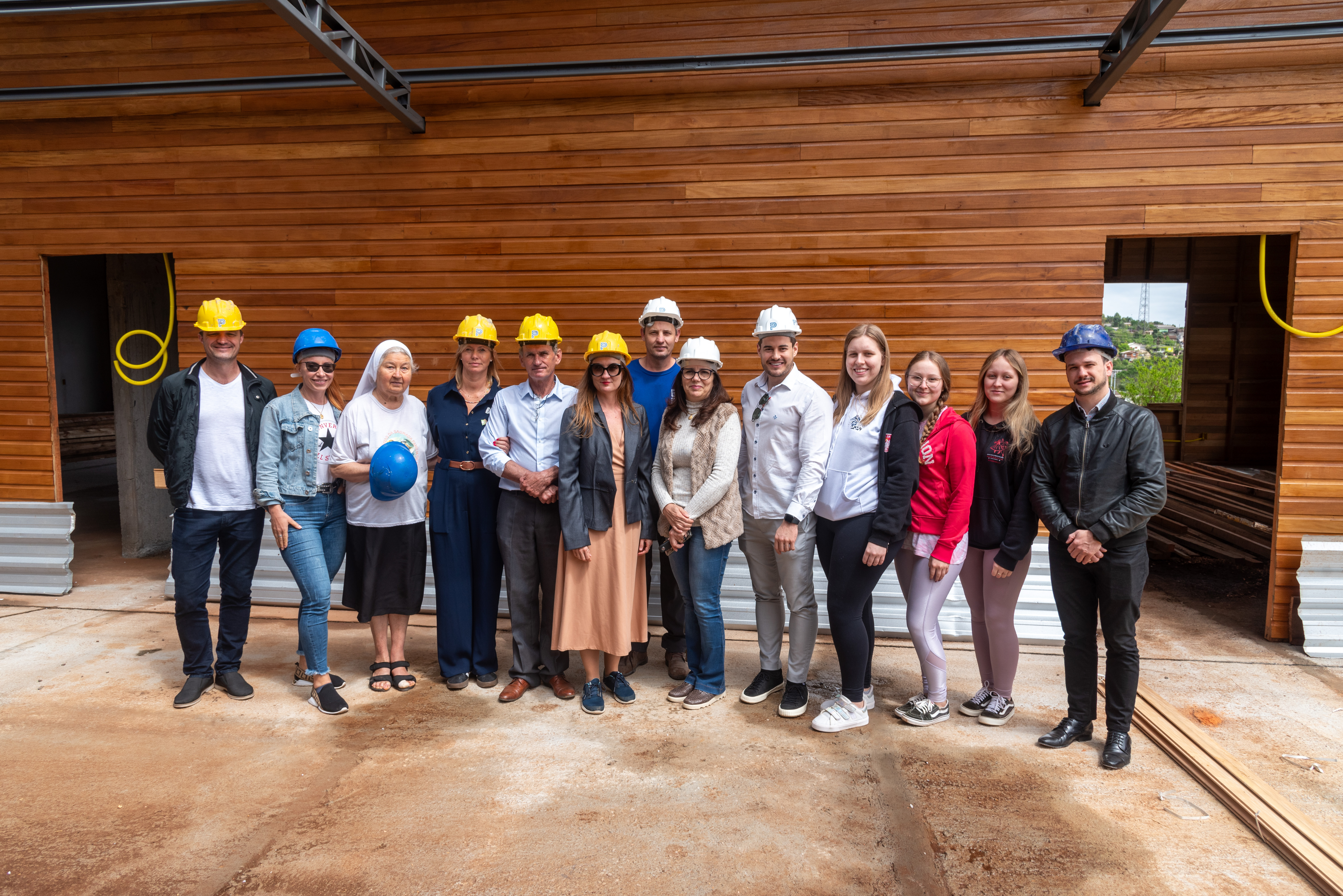 Visita da Fundação Polonesa à Braspol Fortalece Parcerias e Acompanha o Progresso da Casa da Cultura